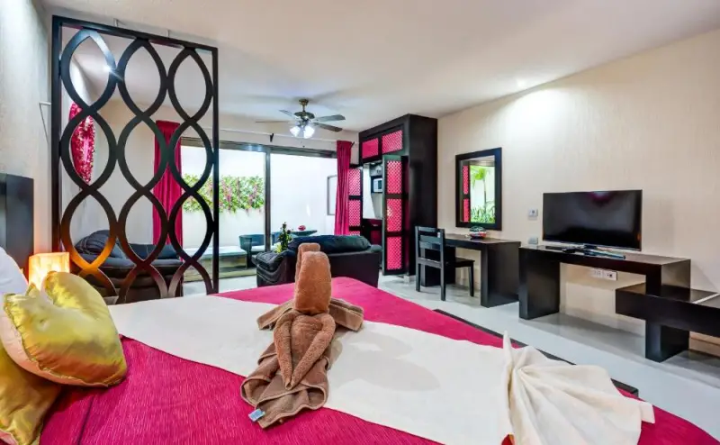 Deluxe Double Room with Spa Bath 